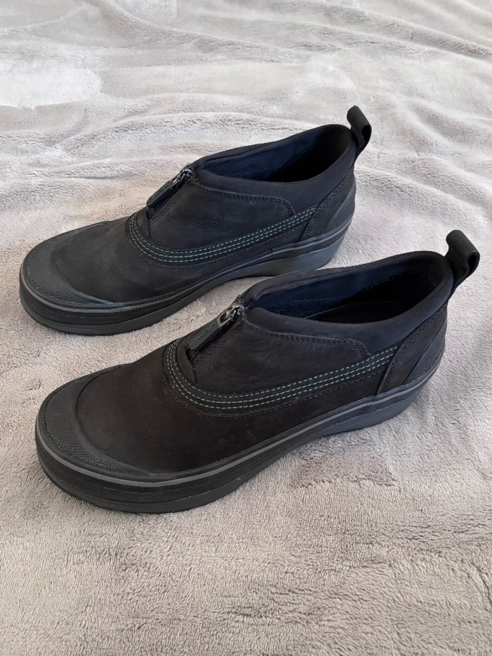 Clarks Outdoor Muckers Shoes Size 8 Women's Winter Slip-on Waterproof